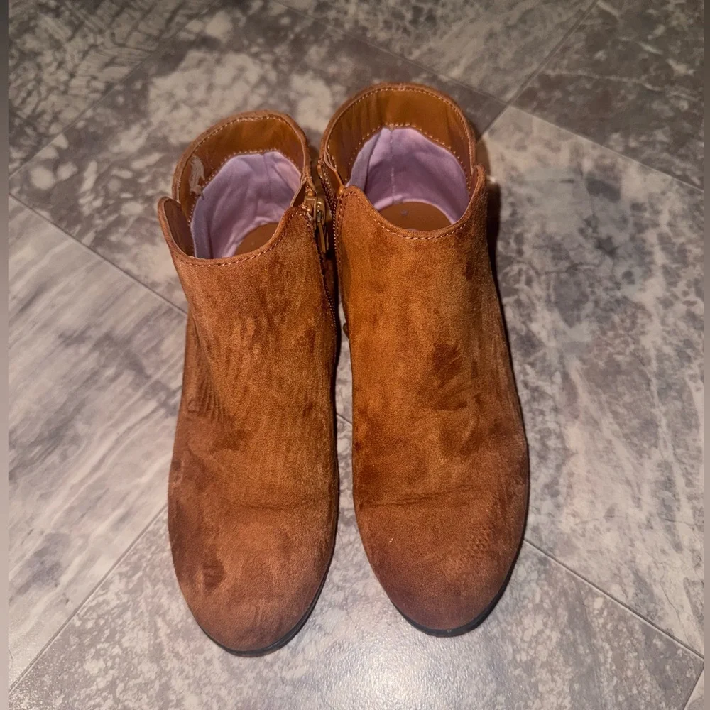 Cat & Jack Girls Opal Brown Ankle Booties Side Zip Size 2